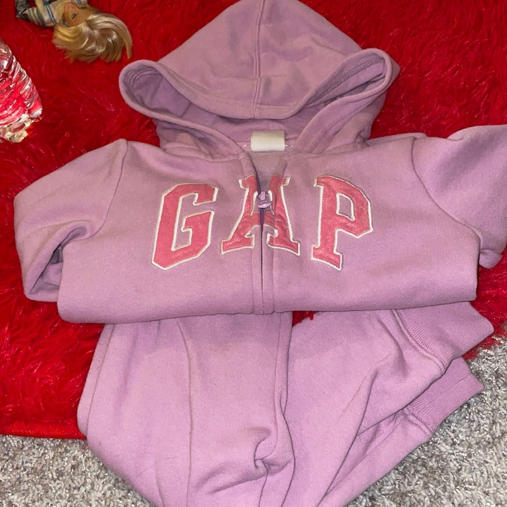 Toddler Gap sweatsuit